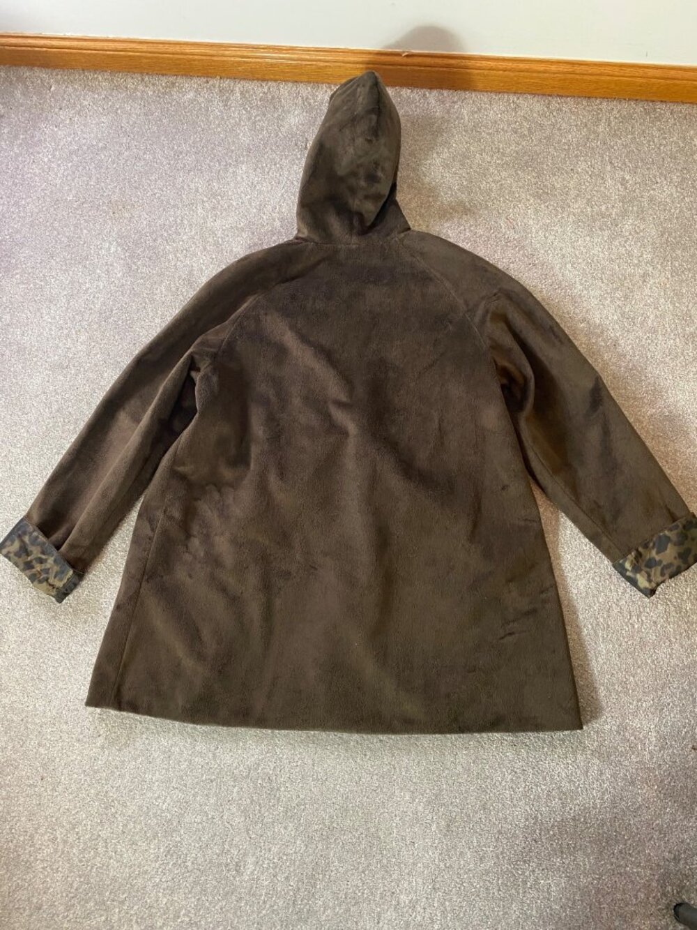 Dennis Basso Reversible Hooded Brown Faux Suede Leopard Coat Large - Picture 5 of 11